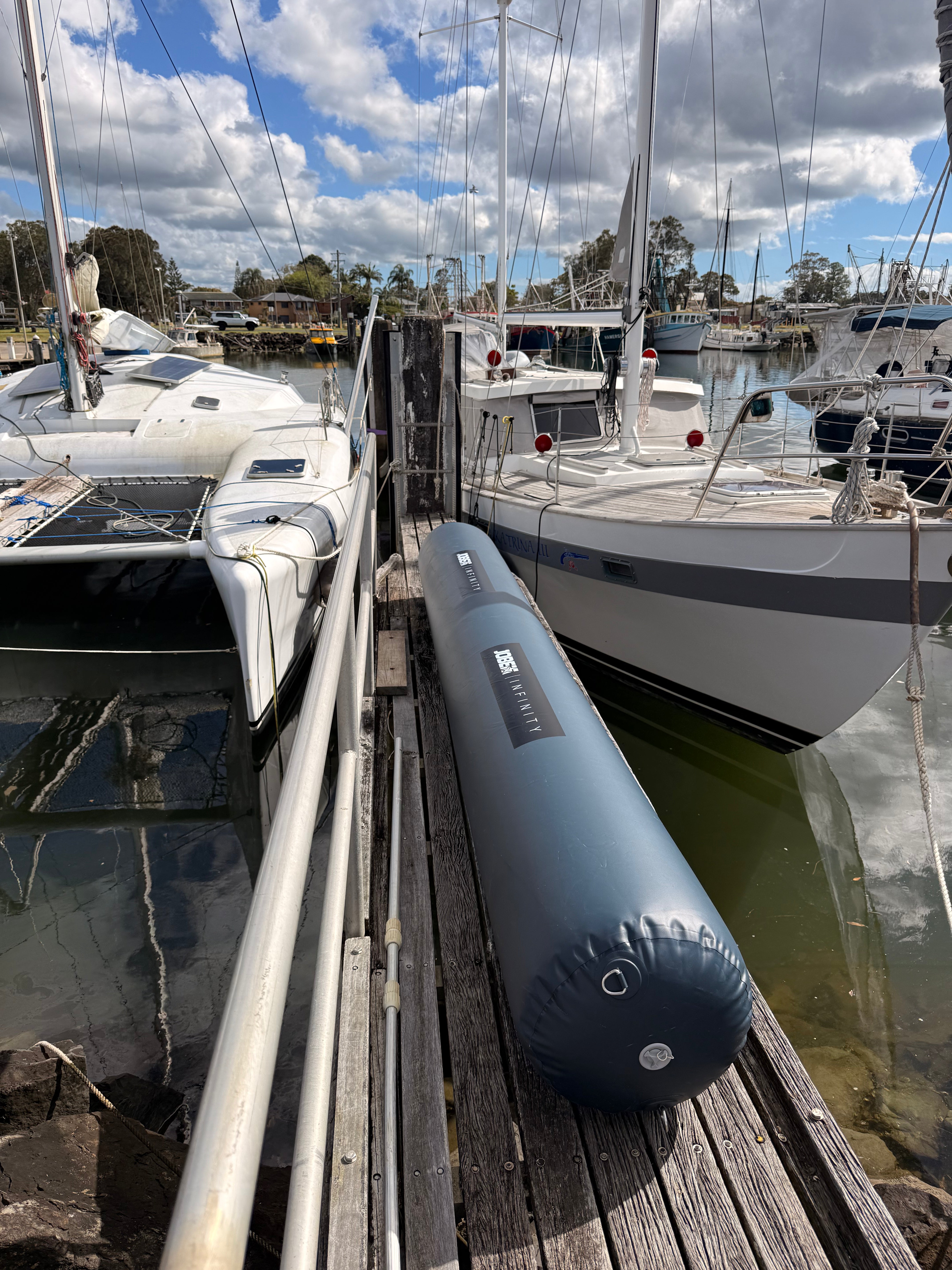 Jobe Infinity Defender 4m Inflatable Boat Fender - Jobe Sports Australia